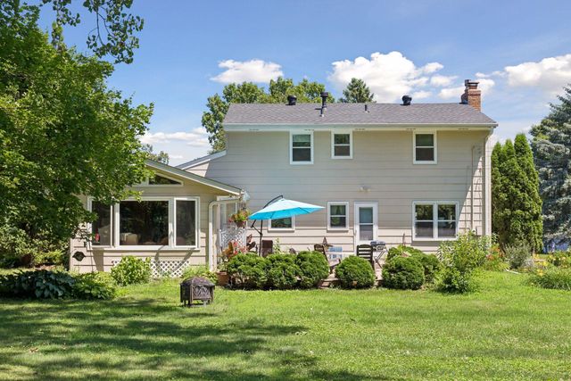 2415 Merrimac Lane N, Plymouth, MN 55447