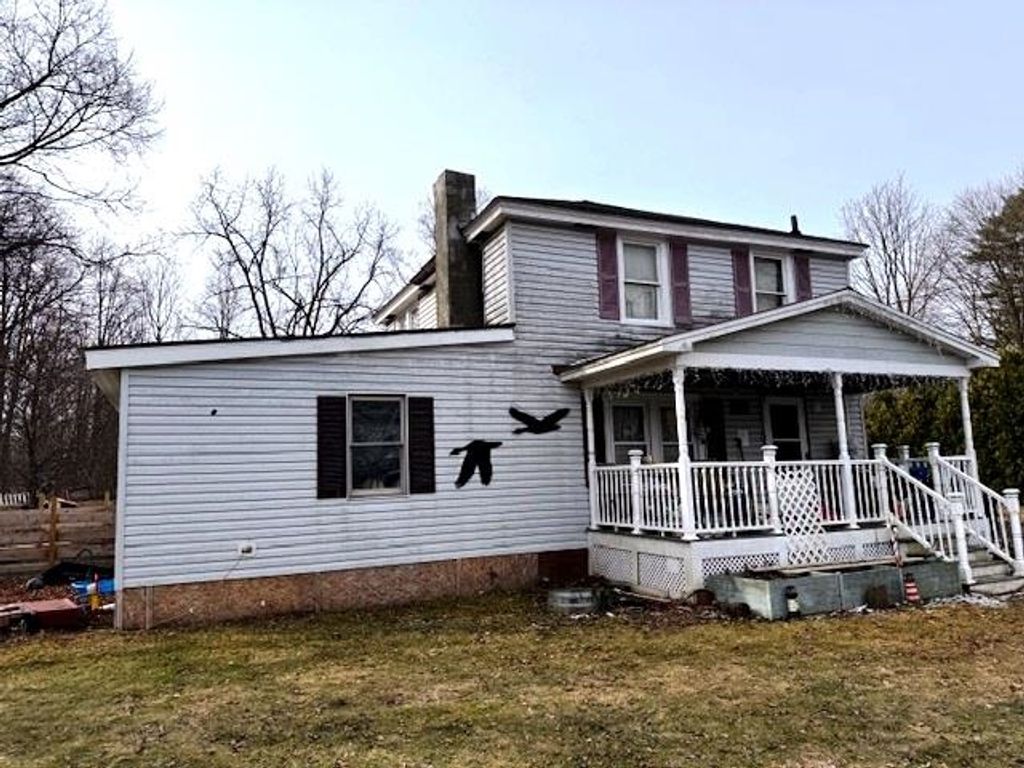 13 Hall Street, Bennington, VT 05257