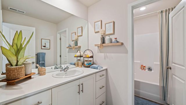 20592 Button Brush Avenue, Bend, OR 97702