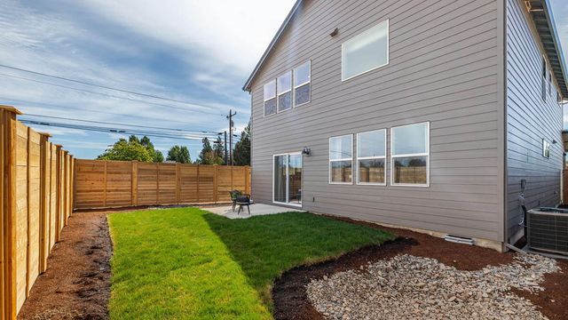 20592 Button Brush Avenue, Bend, OR 97702