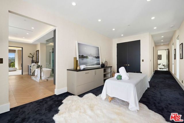 1754 Clear View Drive, Beverly Hills, CA 90210