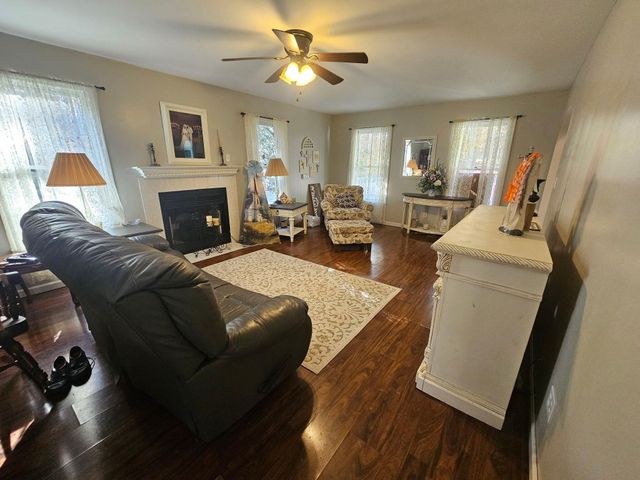 2286 55th Avenue, Gruetli Laager, TN 37339