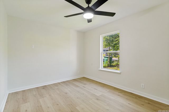 5131 Little Creek, San Antonio, TX 78242