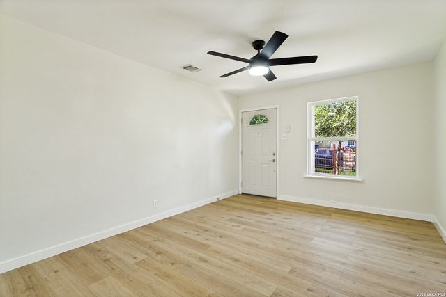 5131 Little Creek, San Antonio, TX 78242