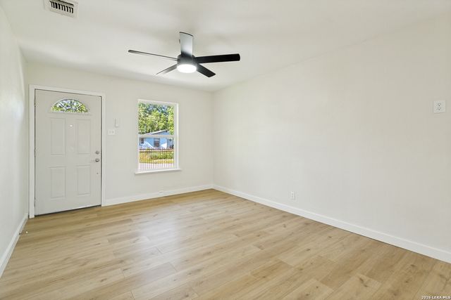 5131 Little Creek, San Antonio, TX 78242