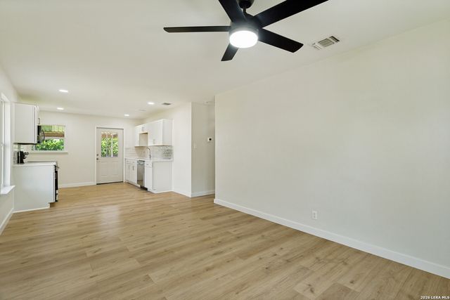 5131 Little Creek, San Antonio, TX 78242