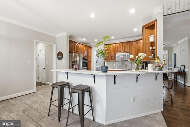 12140 BRENT TOWN RD, Midland, VA 22728