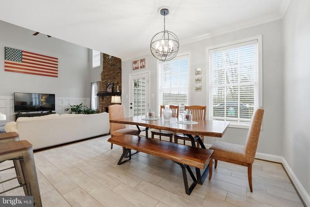 12140 BRENT TOWN RD, Midland, VA 22728