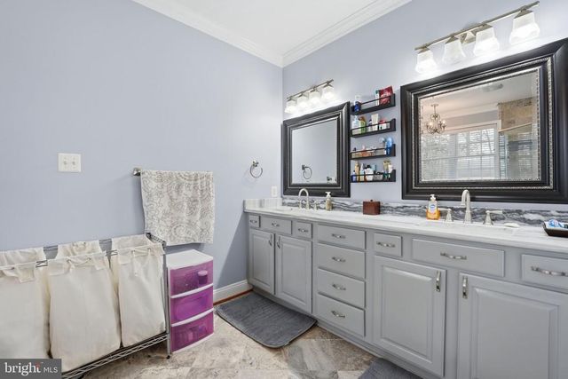 12140 BRENT TOWN RD, Midland, VA 22728