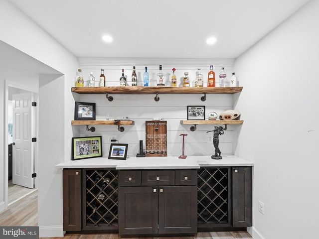 12140 BRENT TOWN RD, Midland, VA 22728