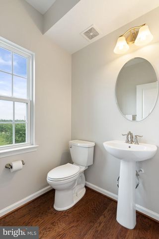 13748 ATLANTIS ST, Herndon, VA 20171