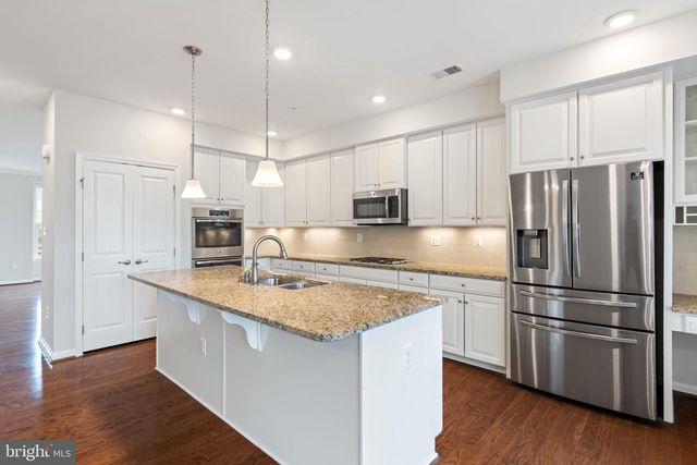 13748 ATLANTIS ST, Herndon, VA 20171