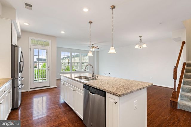 13748 ATLANTIS ST, Herndon, VA 20171