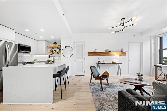 149 Essex Street 5T, Jersey City, NJ 07302