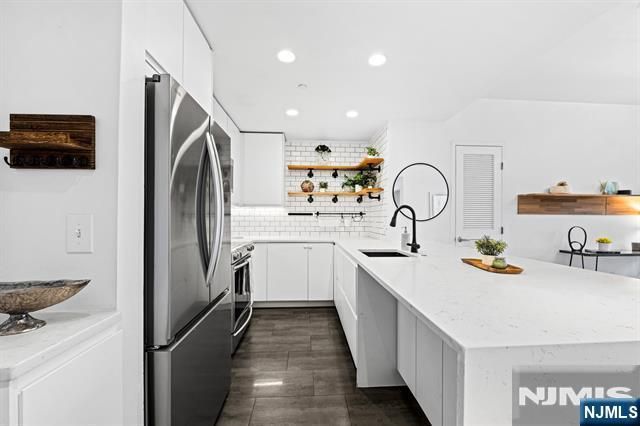 149 Essex Street 5T, Jersey City, NJ 07302