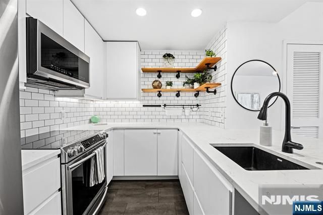 149 Essex Street 5T, Jersey City, NJ 07302
