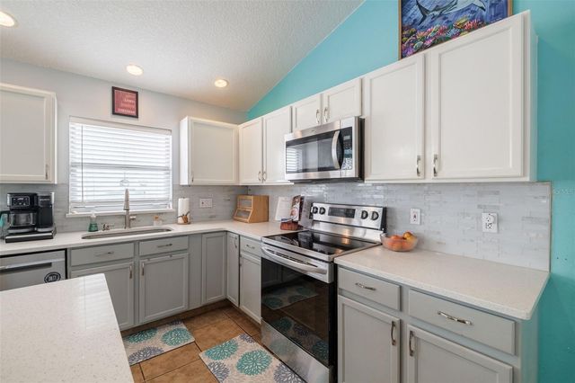 105 KAISER LANE, Longwood, FL 32750