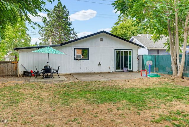 1325 Spring Street, Medford, OR 97504