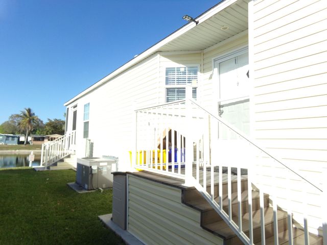 147 Plantation Boulevard, Greenacres, FL 33467