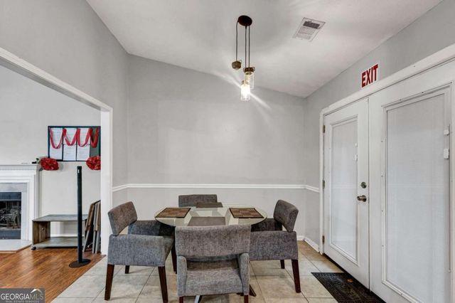 106 Trafalgar Court, Canton, GA 30114