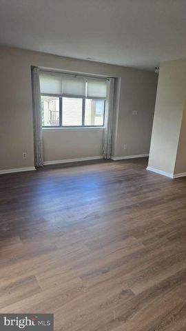 504 BRITTON PL, Voorhees, NJ 08043