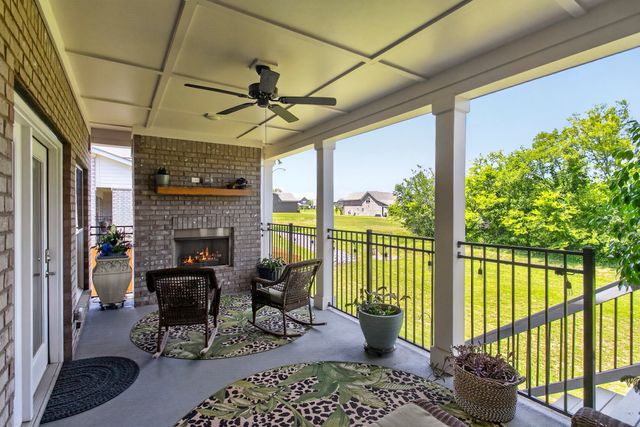 6541 Frye Ln, Hermitage, TN 37076