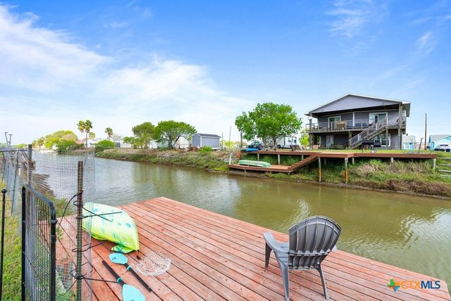 239 Allen M Parks, Rockport, TX 78382