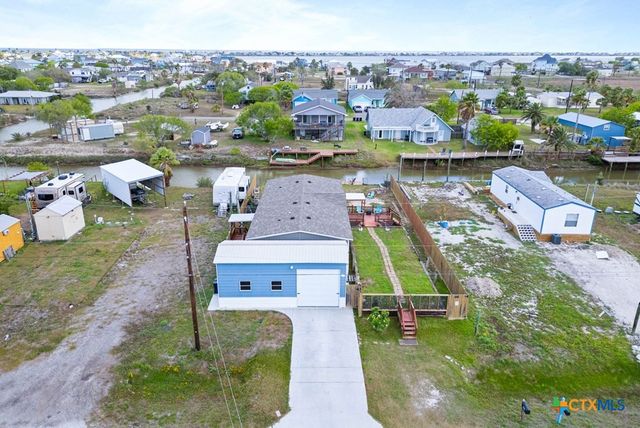 239 Allen M Parks, Rockport, TX 78382