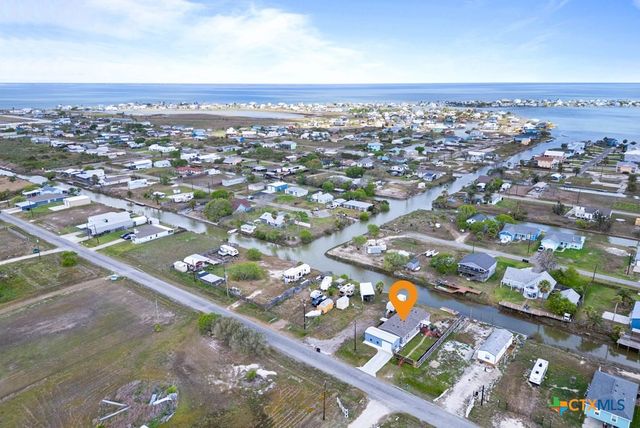 239 Allen M Parks, Rockport, TX 78382