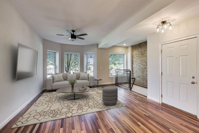 6318 S Greenwood Avenue 1, Chicago, IL 60637