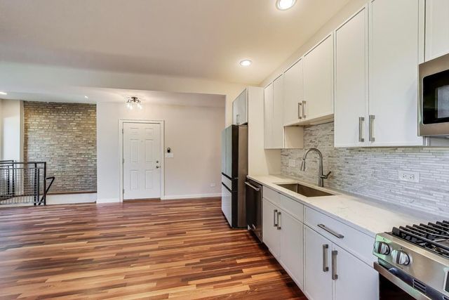 6318 S Greenwood Avenue 1, Chicago, IL 60637