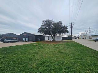 901 Mcdonald Drive E A, Pilot Point, TX 76258
