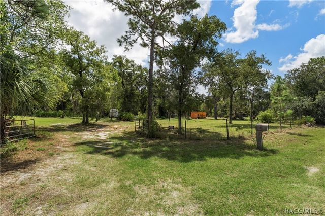 5095 S Bluebird Terrace, Lecanto, FL 34461