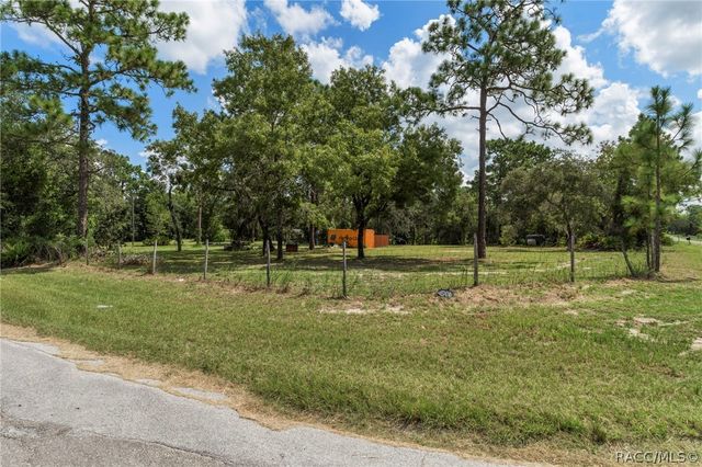 5095 S Bluebird Terrace, Lecanto, FL 34461