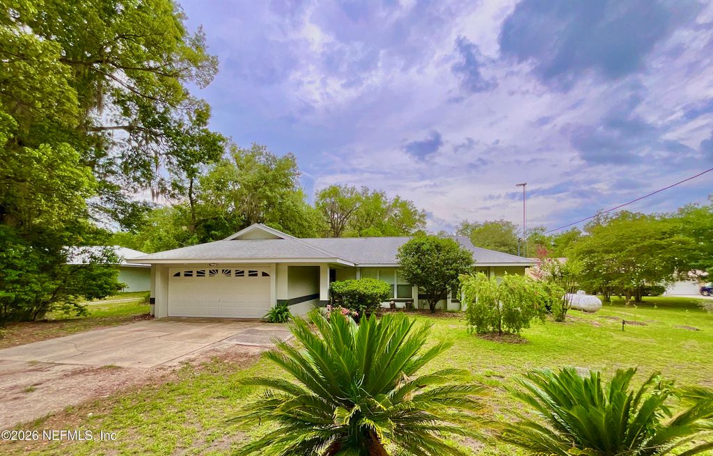 20517 NE 114TH Avenue, Waldo, FL 32694