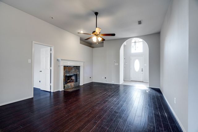 9111 Creede Trail, Fort Worth, TX 76118