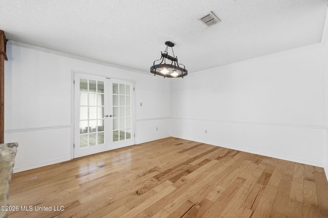 5428 Diamondhead Drive E, Diamondhead, MS 39525