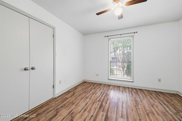 5428 Diamondhead Drive E, Diamondhead, MS 39525