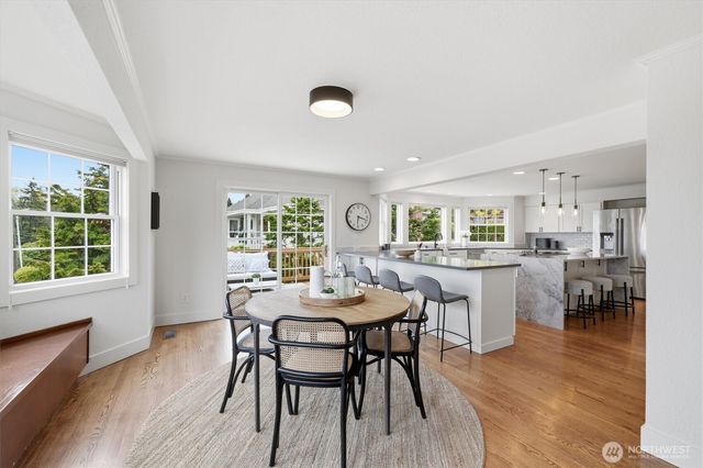 18124 Riviera Place SW, Normandy Park, WA 98166
