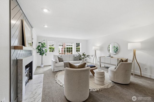 18124 Riviera Place SW, Normandy Park, WA 98166