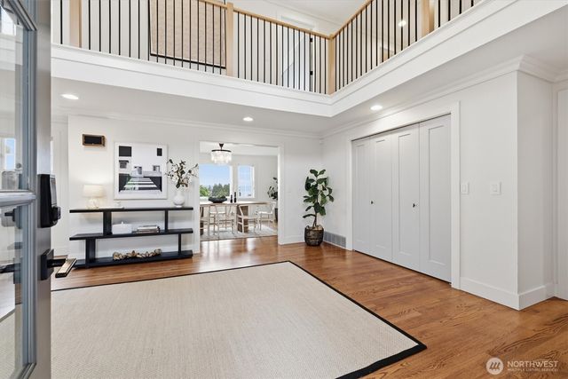 18124 Riviera Place SW, Normandy Park, WA 98166