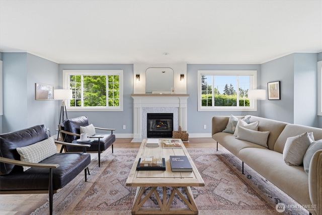 18124 Riviera Place SW, Normandy Park, WA 98166