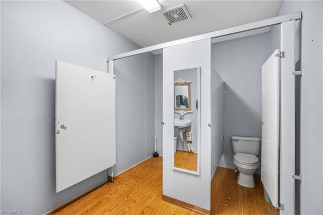 1255 Mountain View Road, King, NC 27021