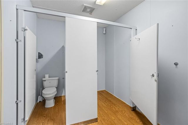 1255 Mountain View Road, King, NC 27021