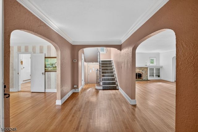 425 Ridgewood Ave, Glen Ridge Boro Twp., NJ 07028
