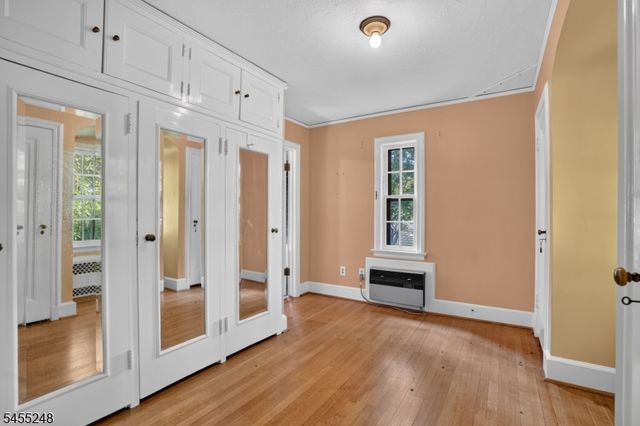 425 Ridgewood Ave, Glen Ridge Boro Twp., NJ 07028