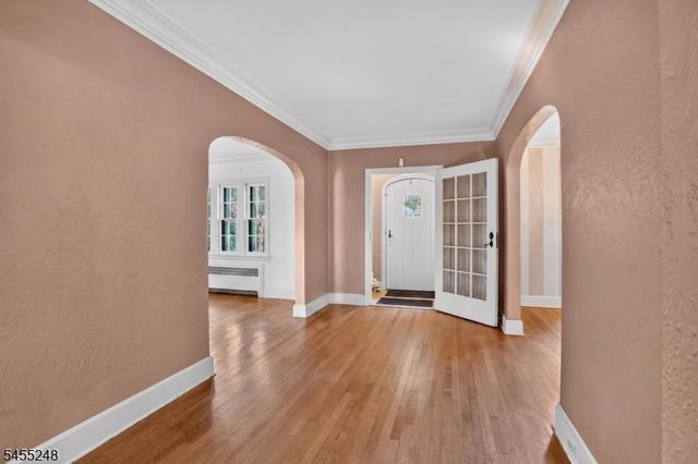 425 Ridgewood Ave, Glen Ridge Boro Twp., NJ 07028