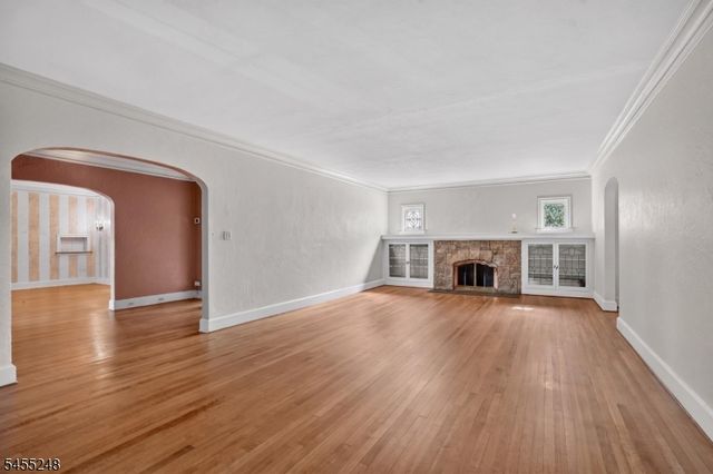 425 Ridgewood Ave, Glen Ridge Boro Twp., NJ 07028