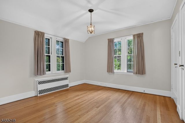 425 Ridgewood Ave, Glen Ridge Boro Twp., NJ 07028