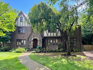 425 Ridgewood Ave, Glen Ridge Boro Twp., NJ 07028